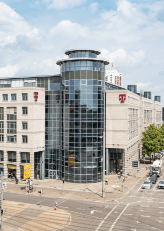 קומפלקס מרשים בלב העיר לייפציג Office Complex in the Heart of the City of Leipzig