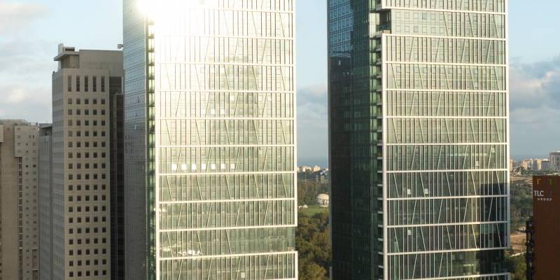 שני מגדלי משרדים Two Office Towers