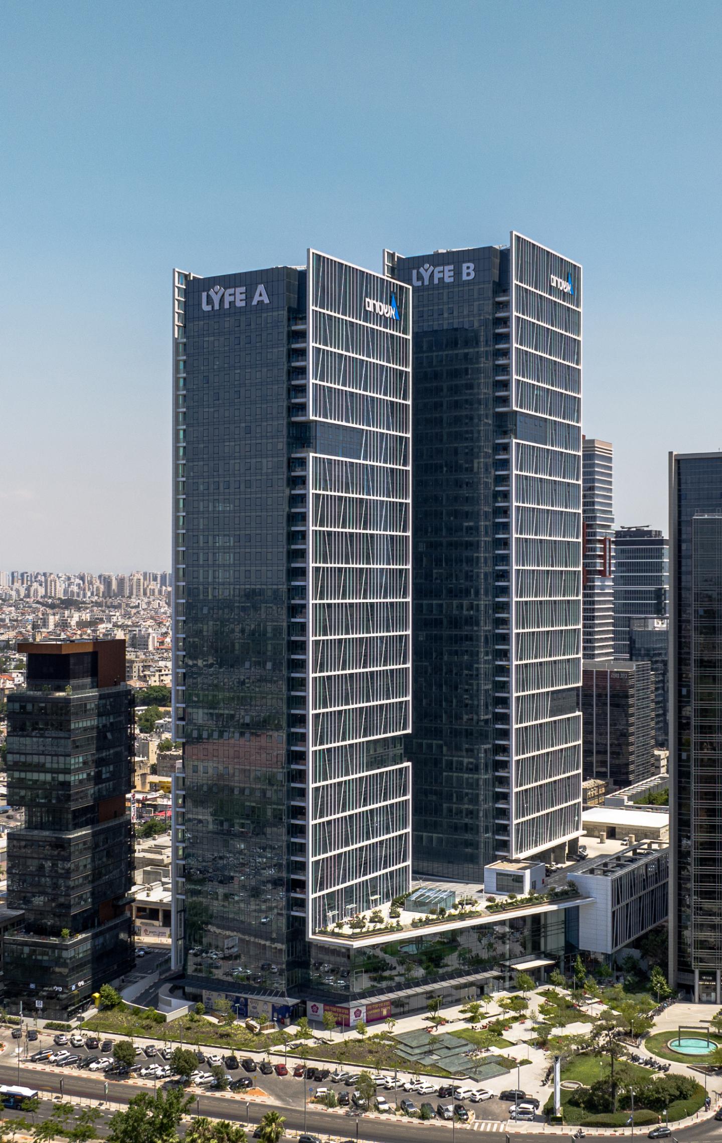 מגדלי לייף LYFE Towers